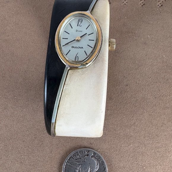 Vintage Rare Find Christian Dior watch by Bulova with Bakelite Bracelet working - Picture 10 of 10